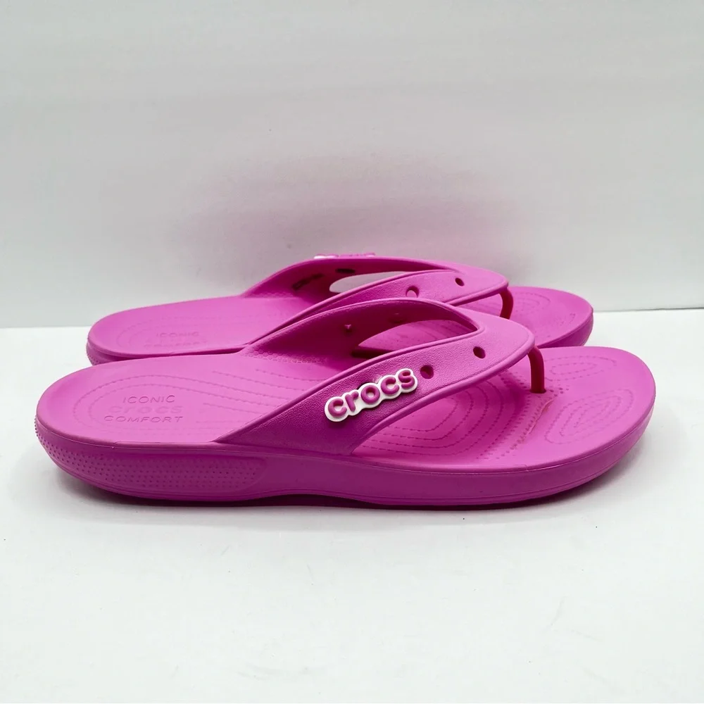 CROCS Men’s Size 12 Party Pink Sandals